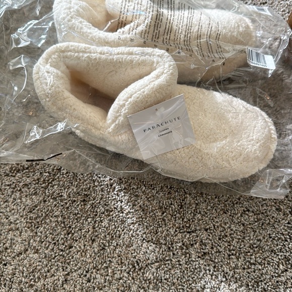 Parachute Cozy Booties - Picture 5 of 6